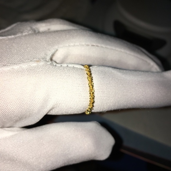 GOLD BROKEN FLOWER RING‼️ - Picture 5 of 9